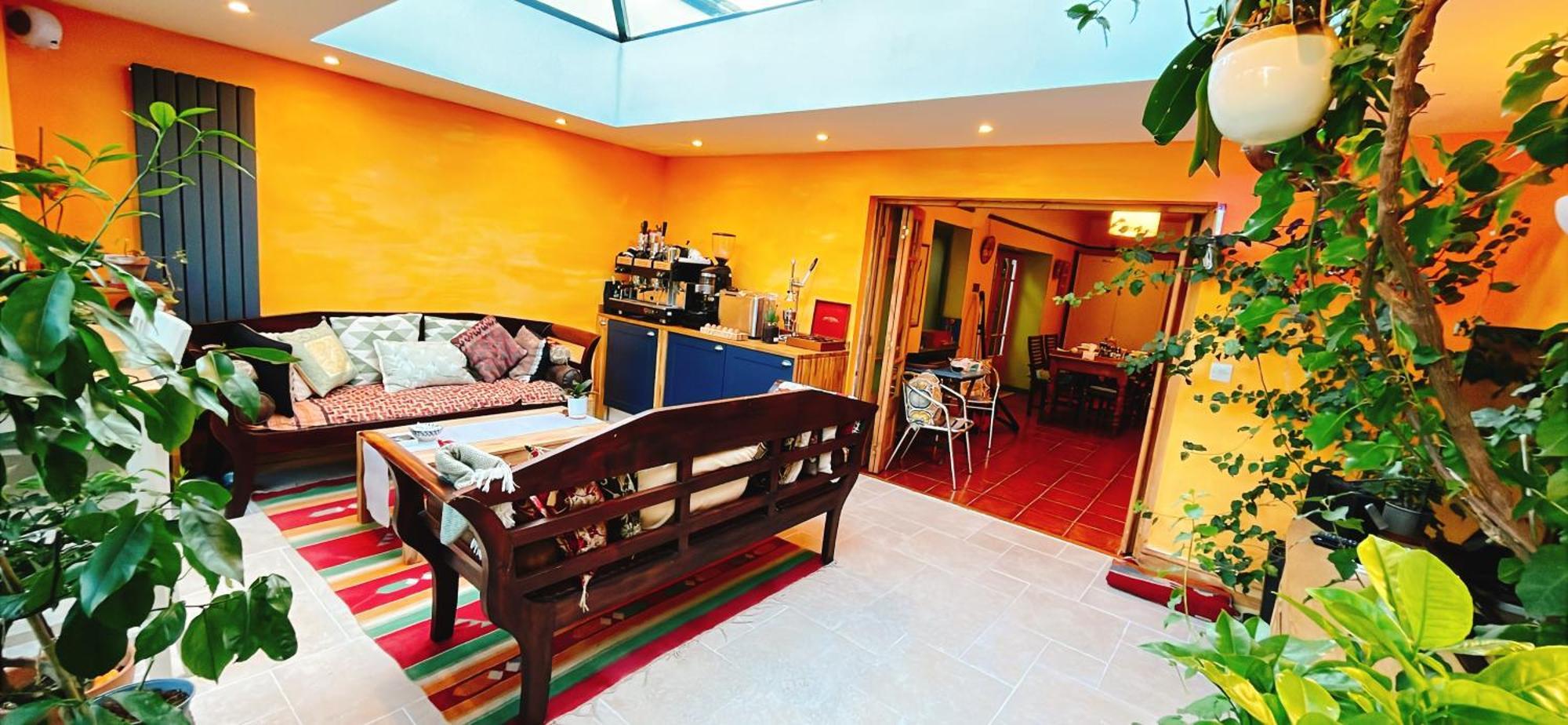 Bed and Breakfast Funky Urban Jungle à Cardiff Extérieur photo